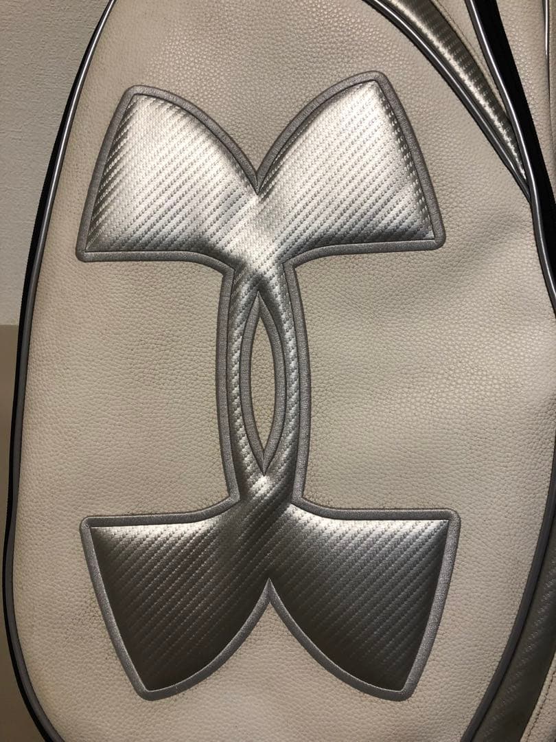 【送料込み】廃盤希少品UNDER ARMOUR キャディバッグ ホワイト 9型