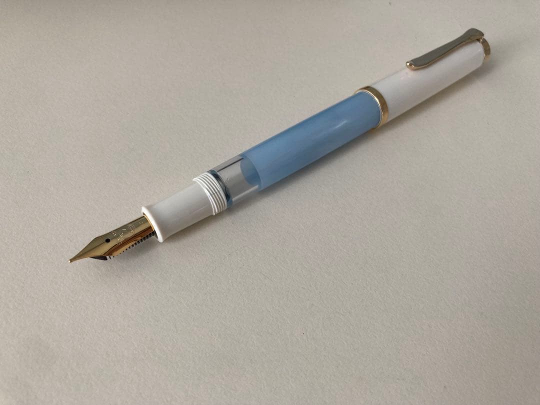 Pelikan M200 パステルブルー　Fニブ