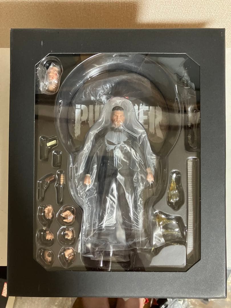 レア　メズコ パニッシャー Netflix版 mezco フィギュア