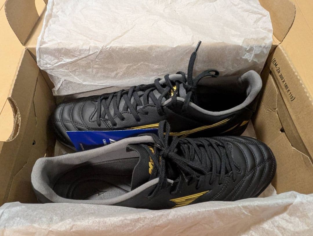 海外限定モデルミズノ モレリアネオ4 PRO AS 26cm 箱付き。