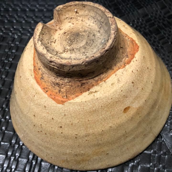 古美術品◼️かなり古そうな萩焼？の抹茶茶碗が蔵から出て来た。