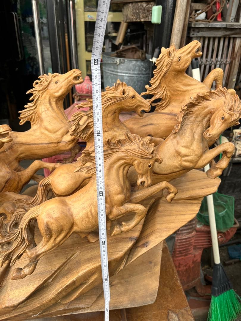 馬の木彫り、木彫り馬、特大95センチ馬群、特大木彫り馬群、９頭の馬、一刀彫り馬群