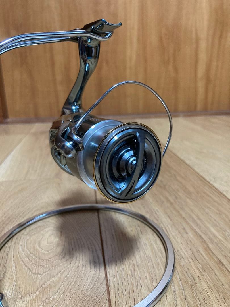リール SHIMANO 18STELLA 2500SGH