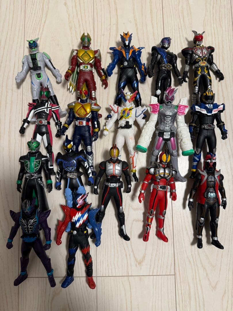 仮面ライダー ソフビ159体　戦隊16体　ウルトラマン2体　まとめ売