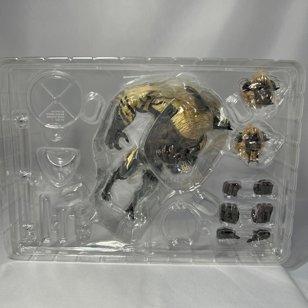 S.H. MonsterArts モンスターハンター20th 激昂したラージャン