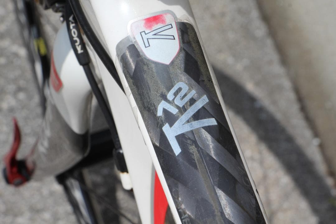 引き取り限定♪KUOTA♪KHARMA♪Race♪カーボンフレーム♪クオータ♪