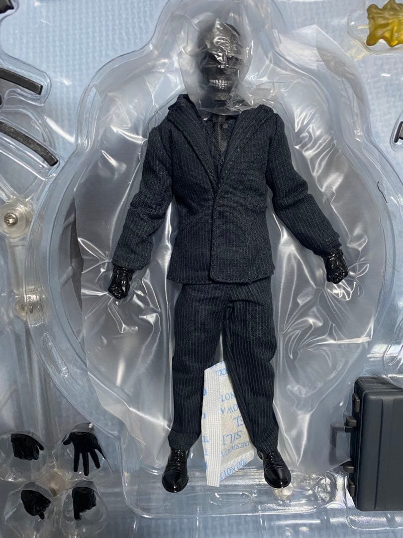 d*3様 mezco バットマン ブラックマスク