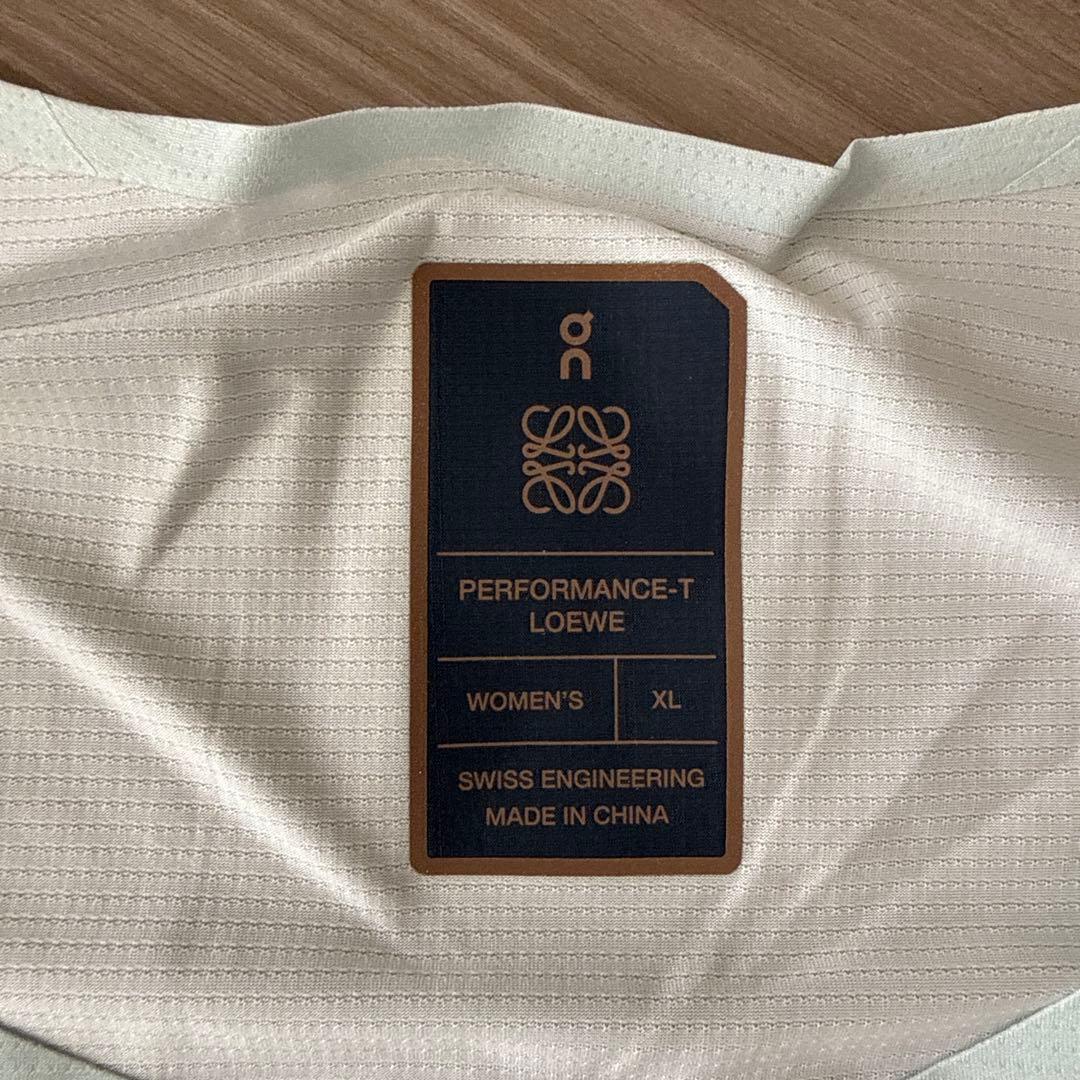 ON PERFORMANCE-T LOEWE 女性用 XL