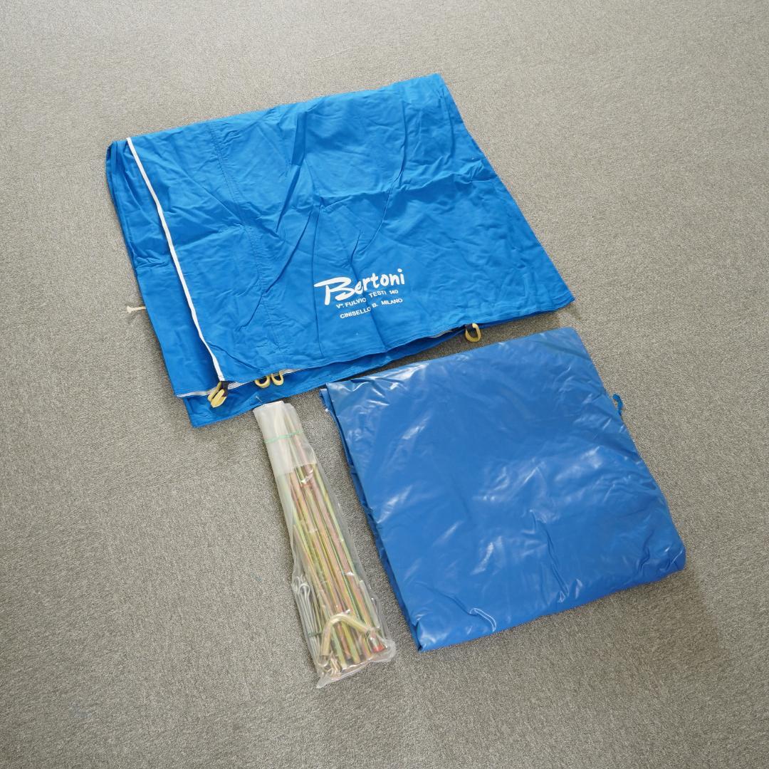 大幅値下げ！ベルトーニ ソグノ１～３人用　テント　【F】青い革素材の袋　キャンプ