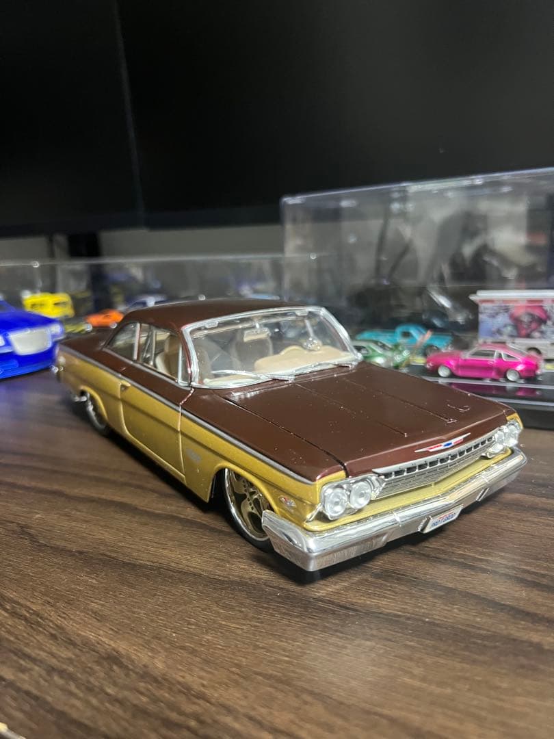 シボレー　ベルエア　1/18 レア　ミニカー