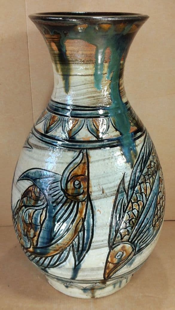 大傑作【本物保証】金城次郎 海老魚紋大壷 共箱 h38cm超 栞 人間国宝本人書