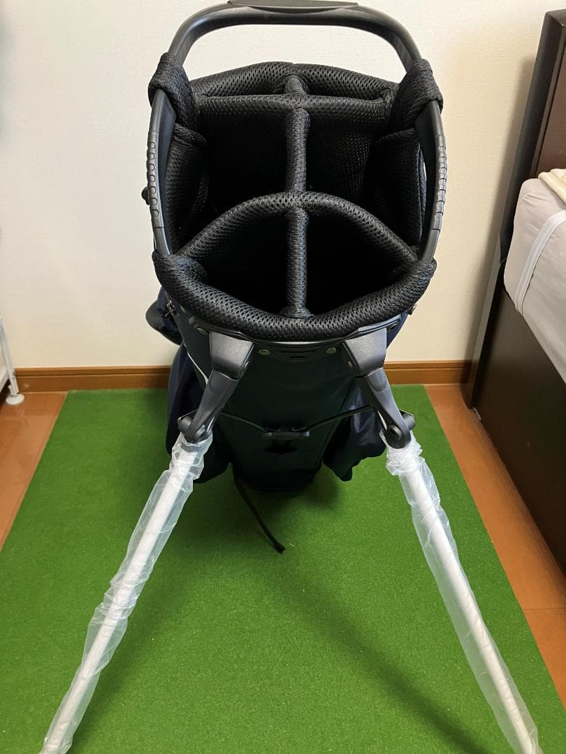 【新品】NEW BALANCE 軽量キャディバッグ スタンド式