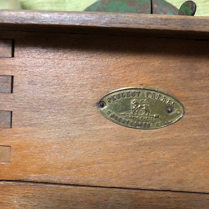 コーヒーミル　プジョー　PEUGEOT　アンティーク　フランス　no.219