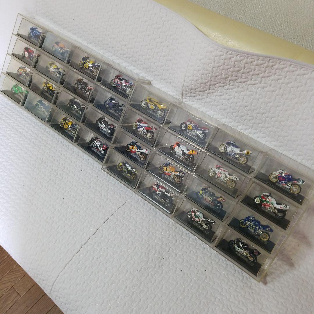 バイク　フィギュア　32台