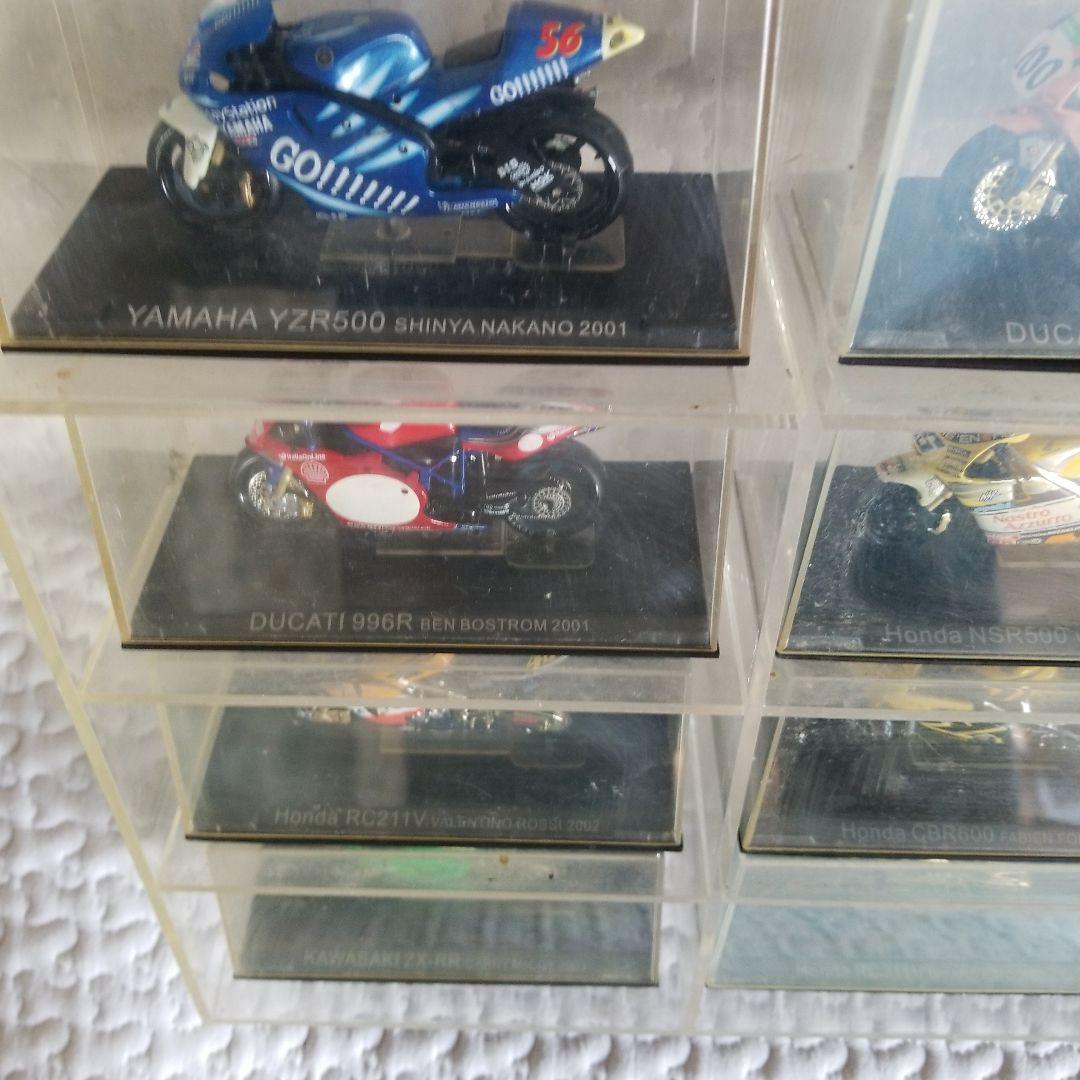 バイク　フィギュア　32台