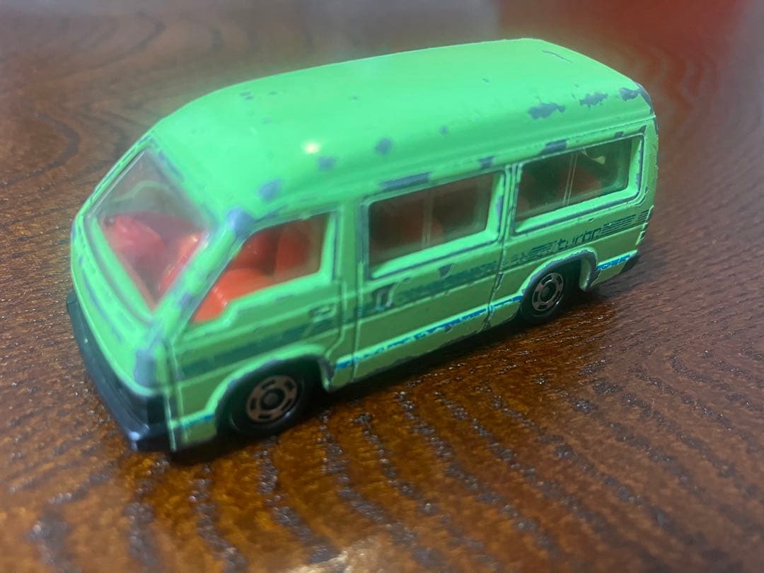 【まとめ売り・レアトミカあり】33台セット ＆ 4段パーキング収納ケース