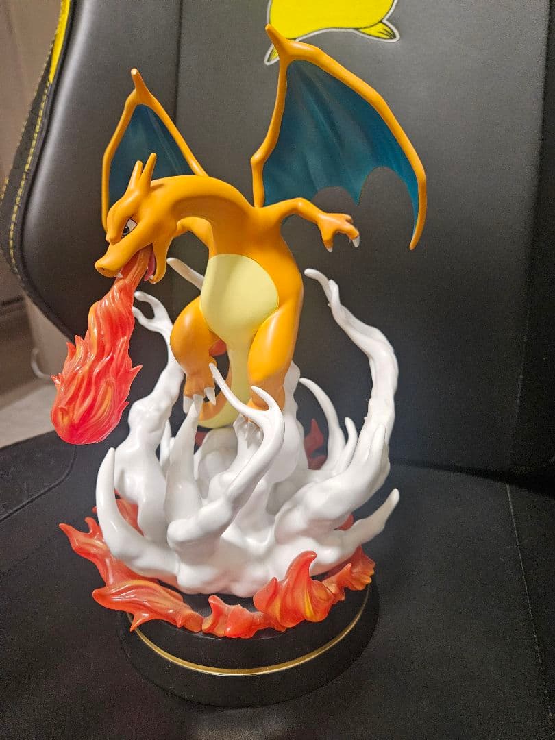 ポケモン リザードン フィギュア 美品