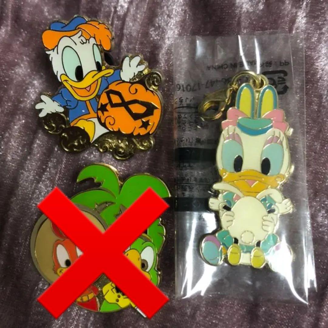 ディズニーランド☆ボールゲーム景品ピンバッジ