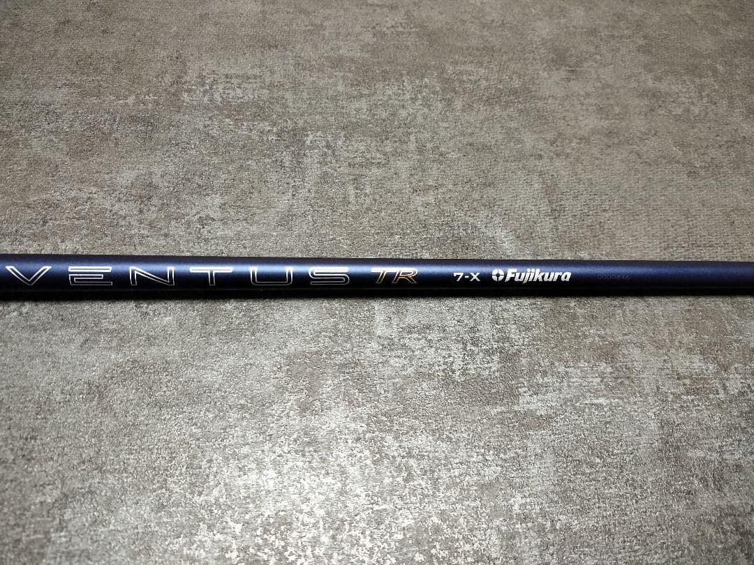 Qi4D 7番ウッド 21度 26ベンタスブルーTR 7X velocore+