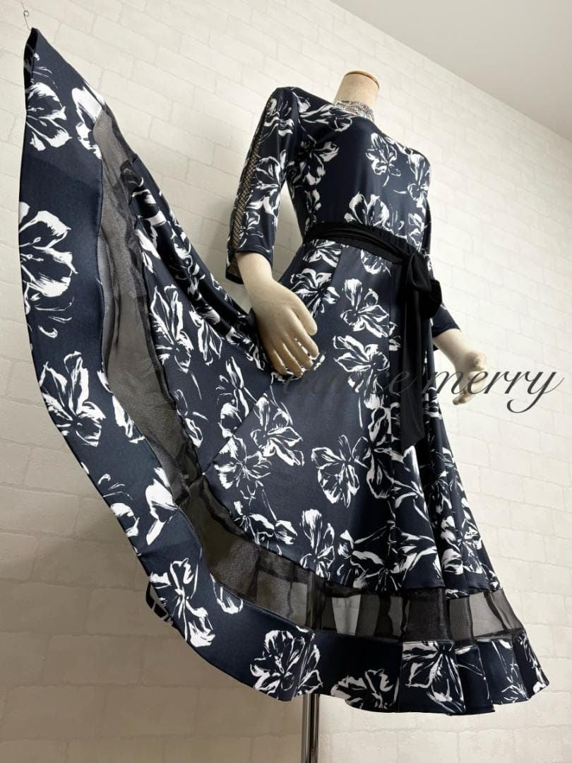 ＊新品　短め　社交ダンス　ワンピース　黒　白　グレー　レッスン　1276