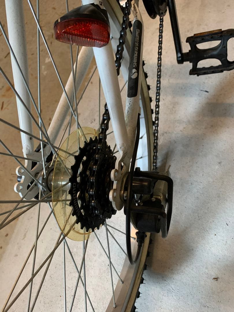 【滋賀引取限定】GRAPHIS 24インチ　ジュニア用　自転車 クロスバイク