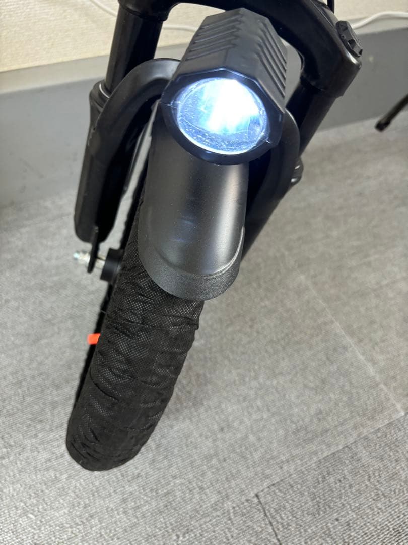 送料込み/新品/ハイスペック/折りたたみ/電動アシスト自転車/黒