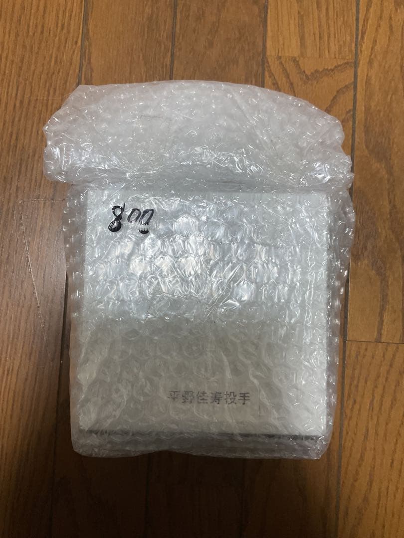 Buffaloes平野佳寿投手日米通算800試合登板達成記念直筆サイン入り統一球