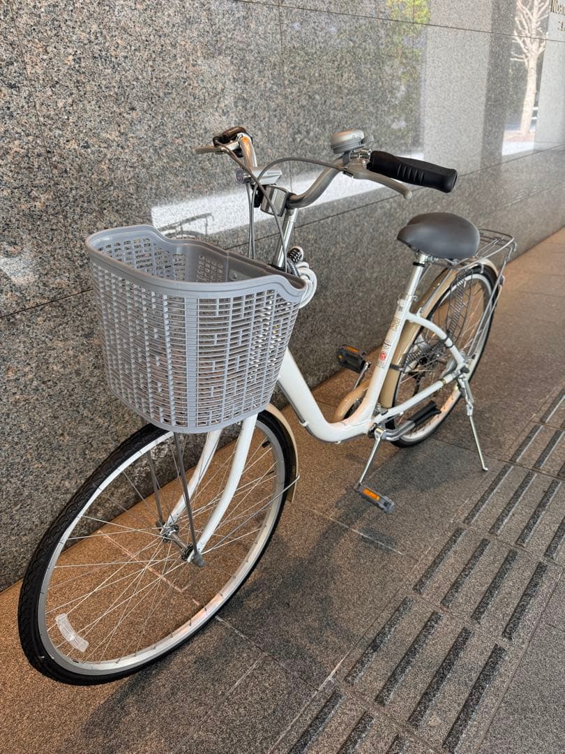 GIANT ホワイト シティサイクル 前カゴ付き