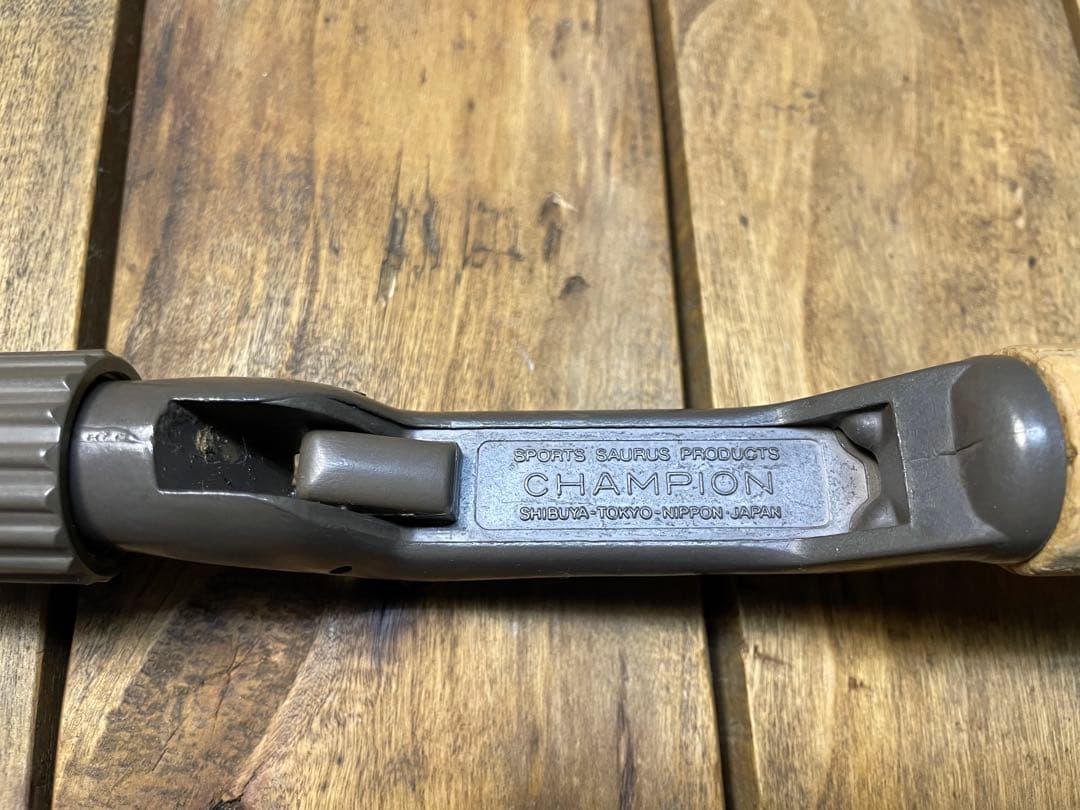 Y*O様 チャンピオングリップ　SAURUS