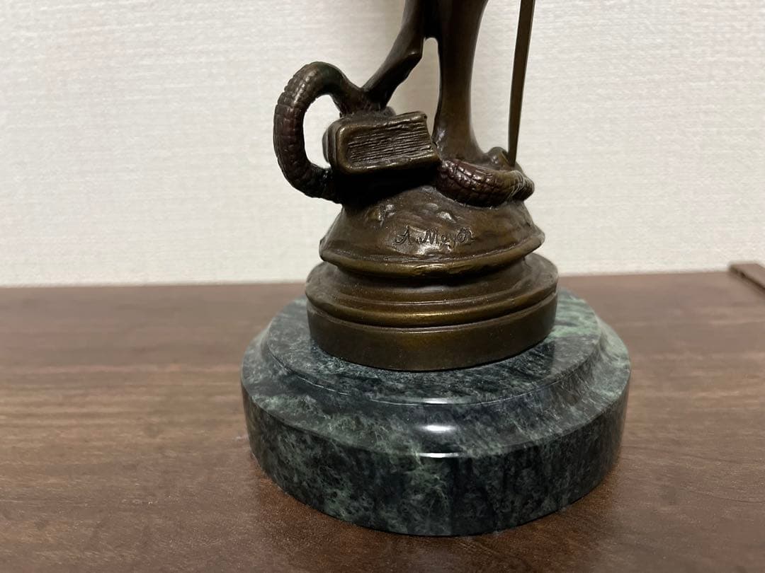【ブロンズ製】正義の女神 テミス 像(彫刻家A・メイヤーの刻印あり)