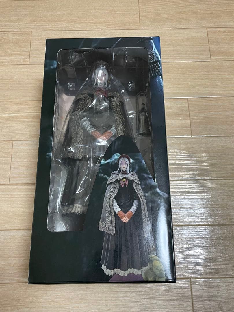 ブラッドボーン　人形