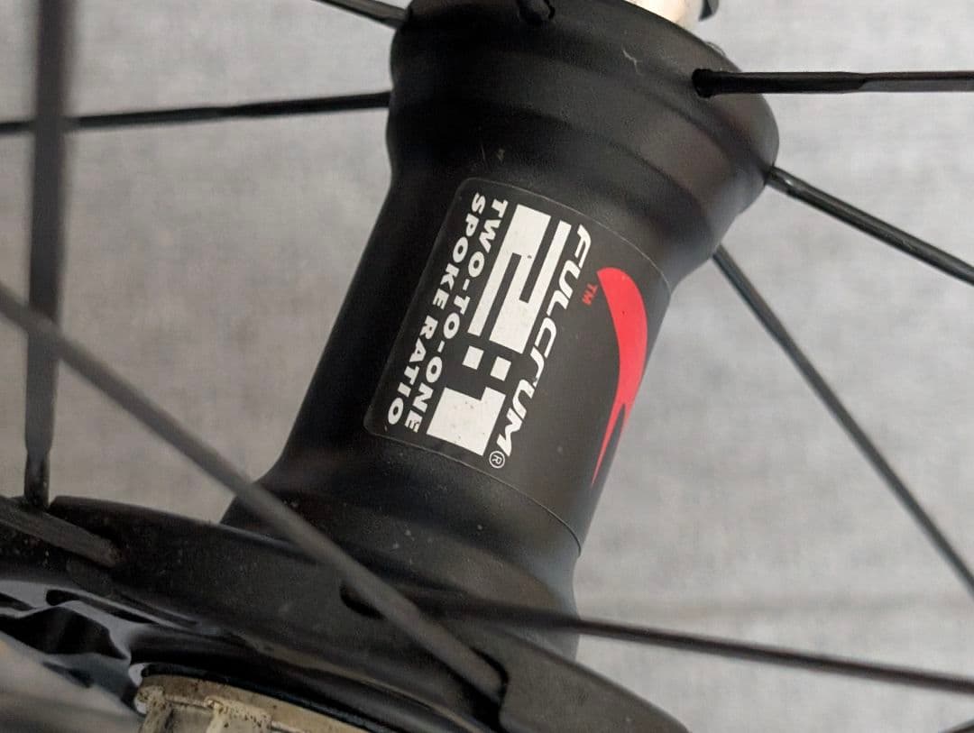 中古美品　フルクラム　レーシングクアトロLG　RACING　QUATTRO　LG