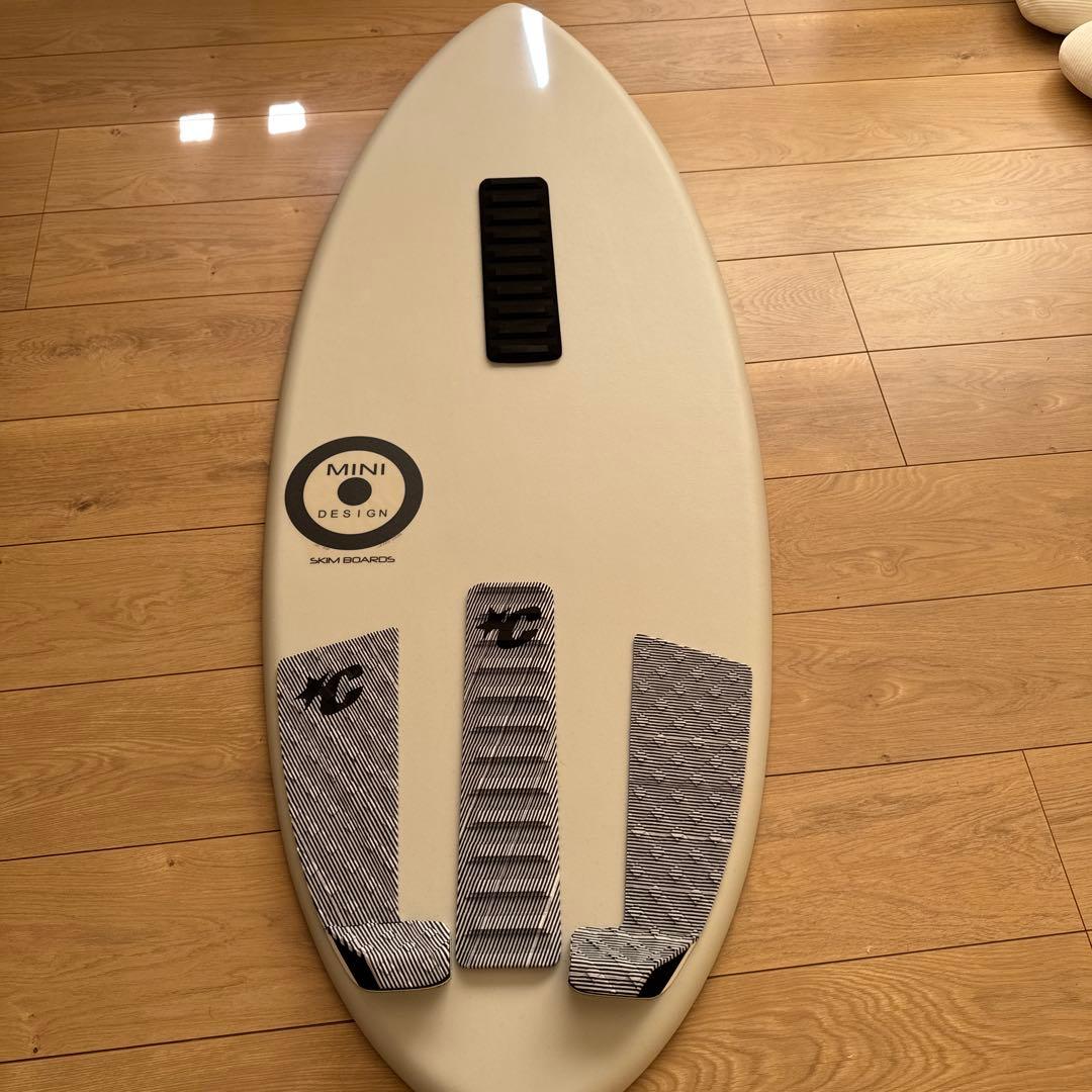 新品 ミニデザイン スキムボード　ケースカバー付き　グレーベージュ