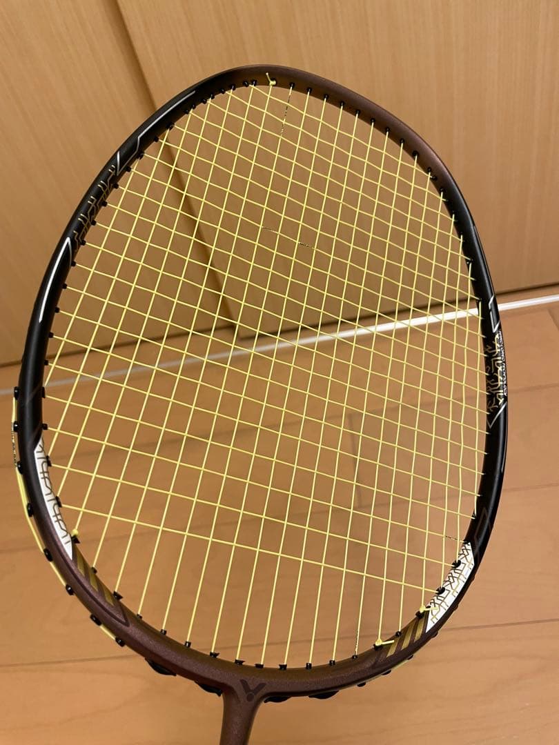 VICTOR TK-Hawk バドミントンラケット 4U-5 ブラック