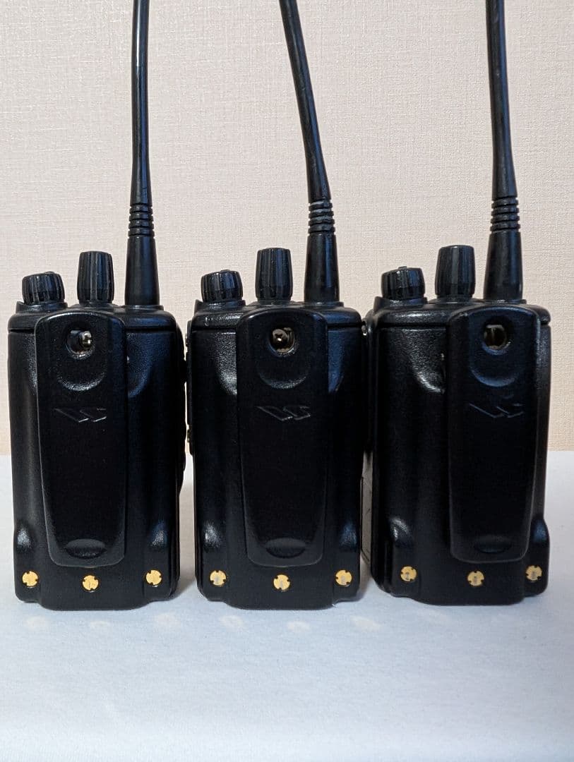 【スキ】スタンダード デジタル簡易無線機 免許局 VXD450U 1台