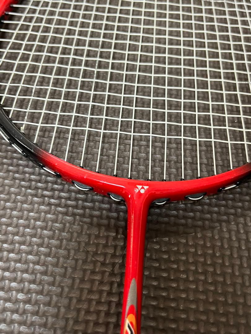 【希少・美品】YONEX アーマーテック700バドミントンラケット