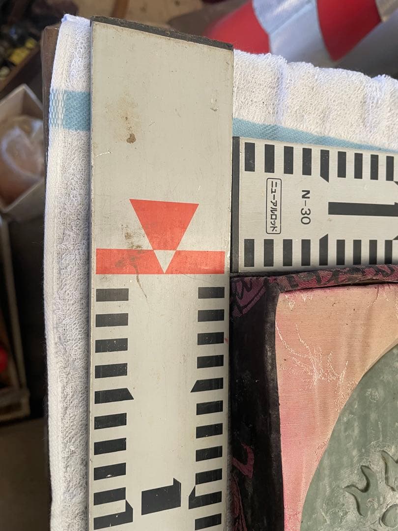 中国 古玩 石製 緑石 彫刻 刀形 龍文 飾物 化粧箱付 縁起物 美術