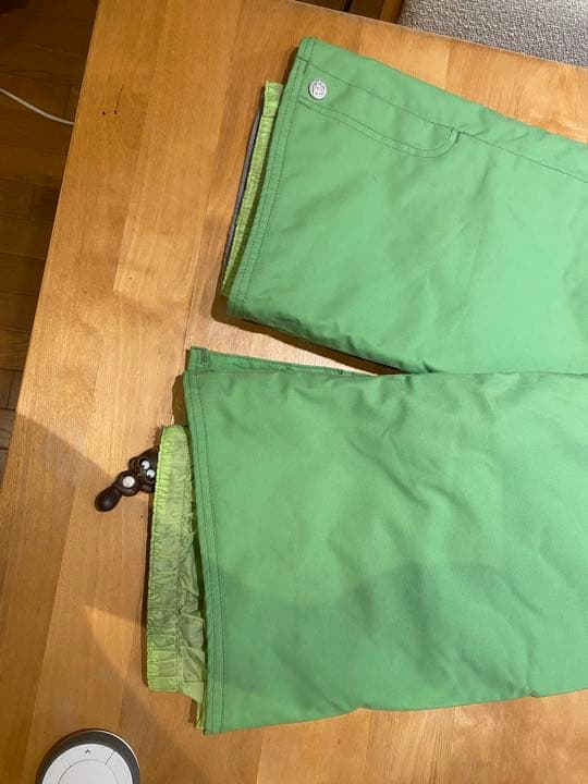 スノーボードウェアー686