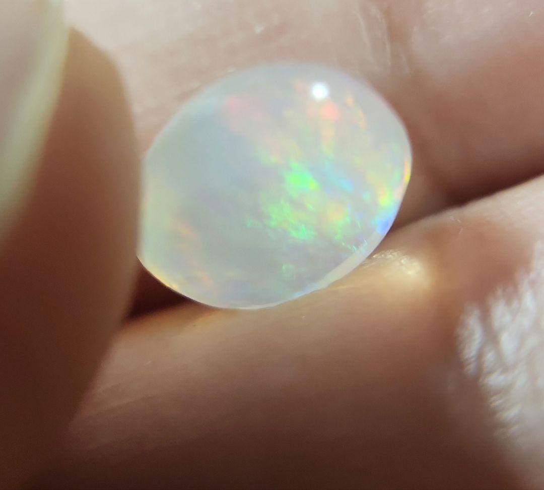 シャボン玉天然オパール 1.676ct