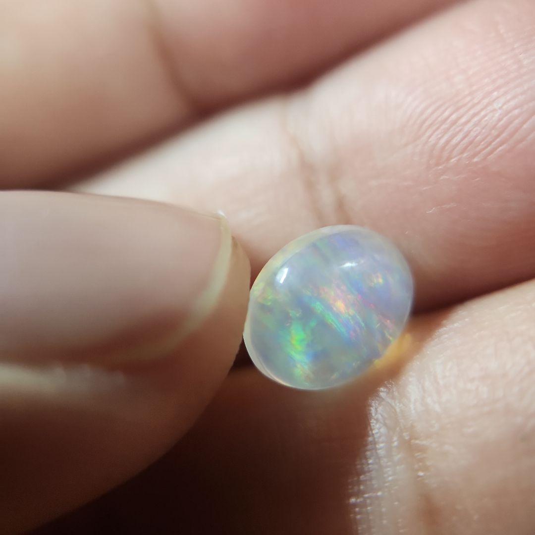 シャボン玉天然オパール 1.676ct