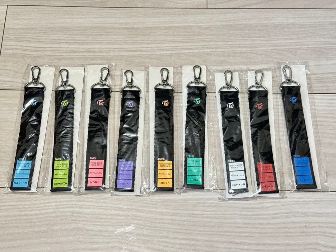 TWICEストラップ