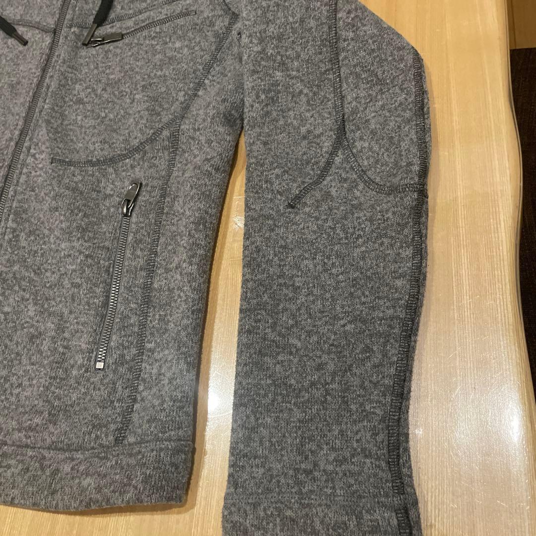 ピークパフォーマンス レディースフリースジャケット 日本Mサイズ