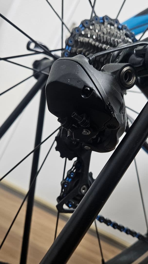 PINARELLO FP QUATTRO　SKYカラー　ULTEGRA Di2