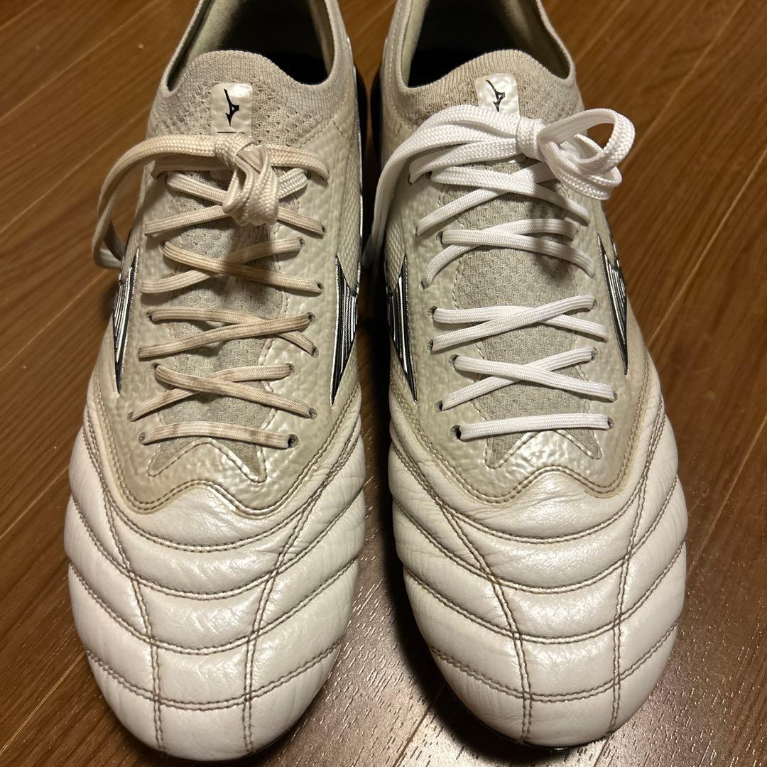 Mizuno モレリアネオ4β