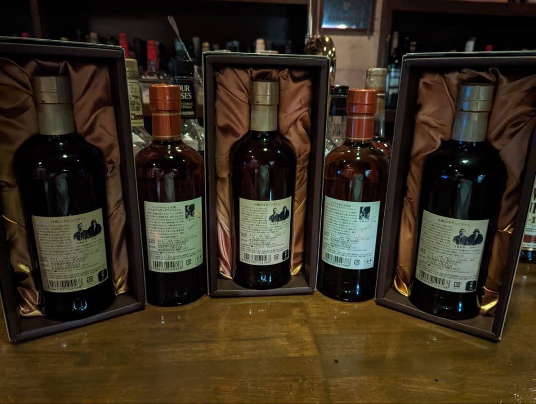 ニッカウイスキー『竹鶴21年ギフトセット３本余市モスカルウッドフィニッシュ２本』