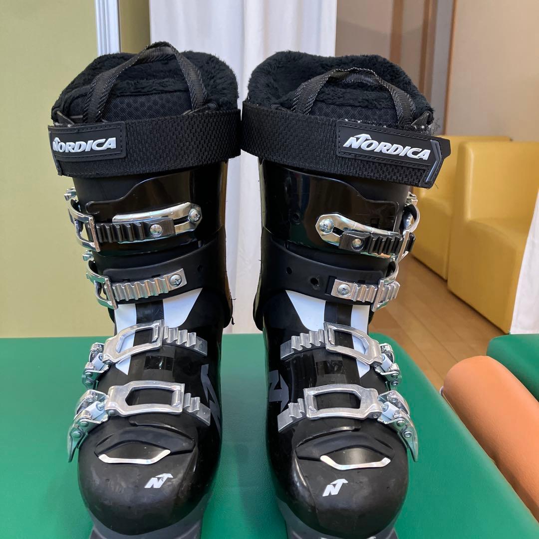 Nordica Sport 66V スキーブーツ