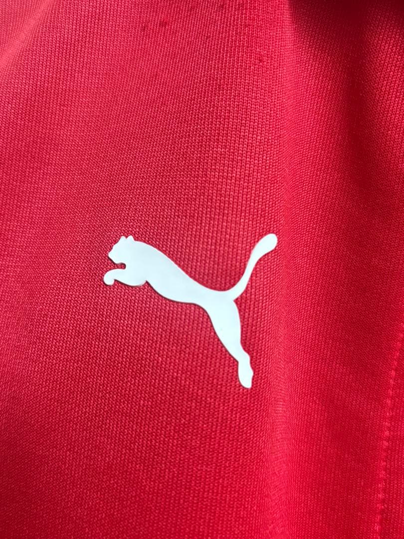 Puma フェラーリ 赤 ジャージ