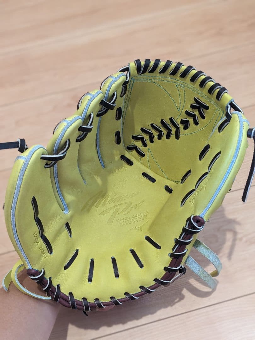 【美品】ミズノプロ 硬式用投手オーダーグローブ