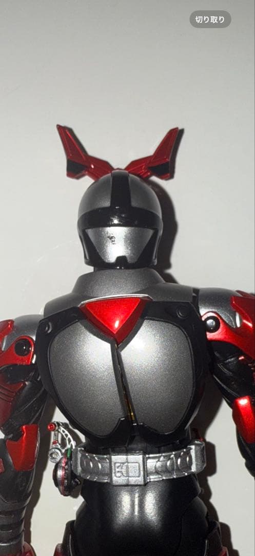 S.H.Figuarts(真骨彫製法)仮面ライダーカブトハイパーフォーム