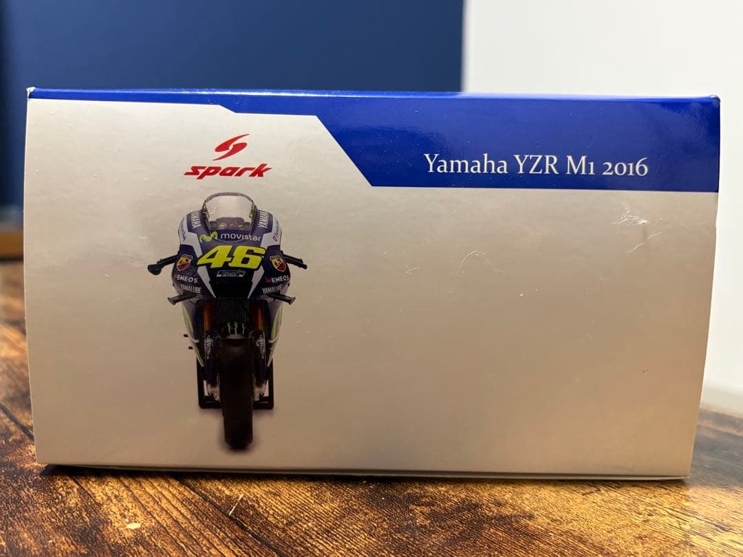 t*z様 スパーク Yamaha YZR-M1 バレンティーノ・ロッシ 1/12